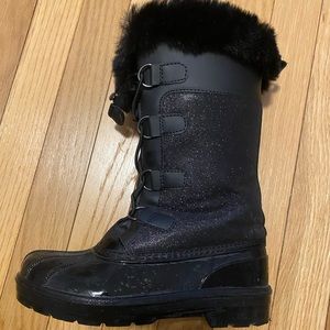 Cat & Jack winter boots size 2